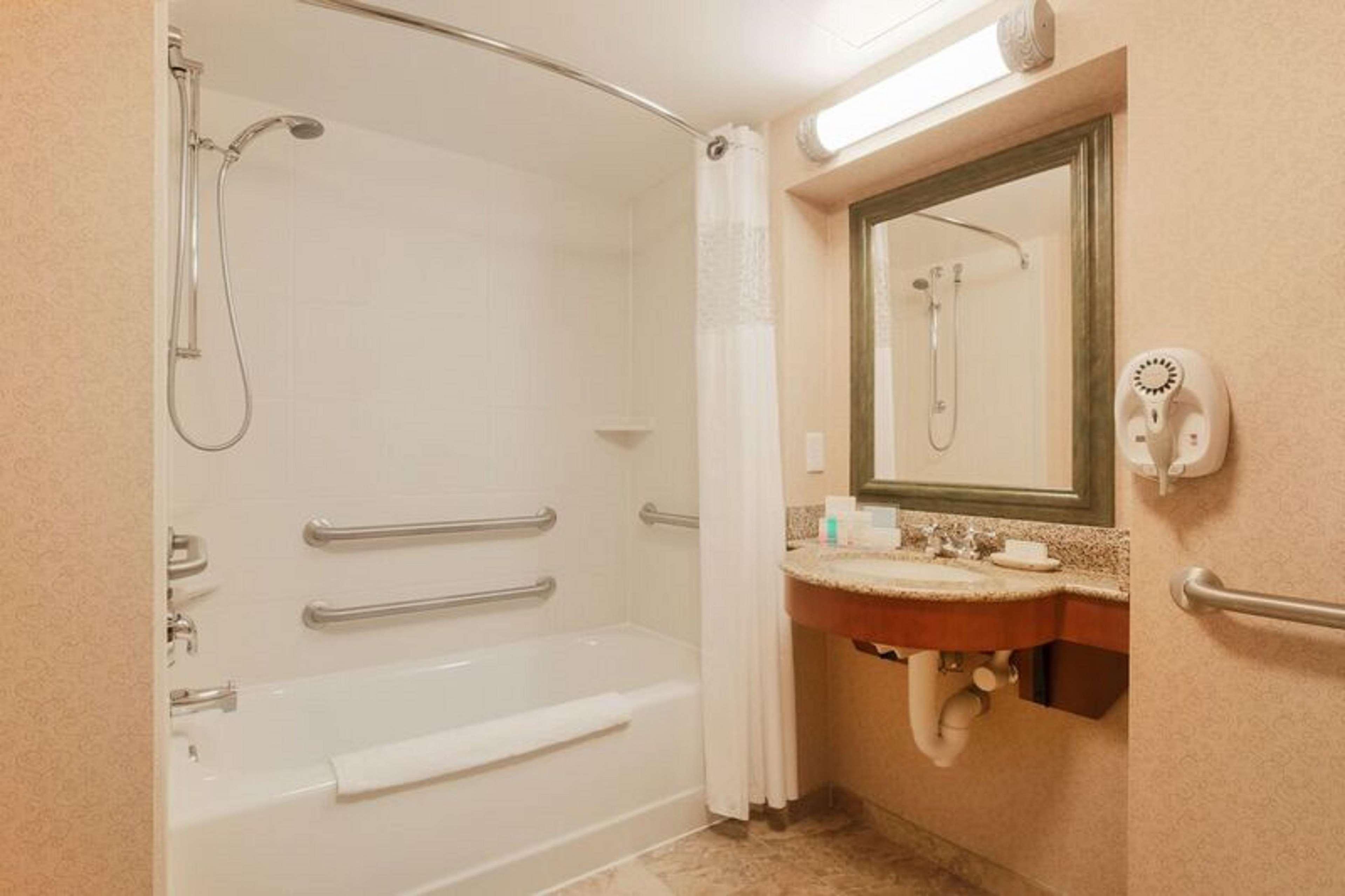 Hampton Inn & Suites Poughkeepsie Spackenkill Ngoại thất bức ảnh