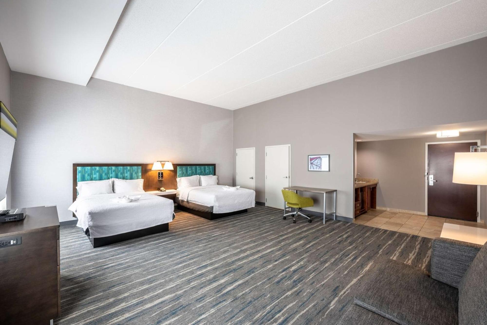 Hampton Inn & Suites Poughkeepsie Spackenkill Ngoại thất bức ảnh